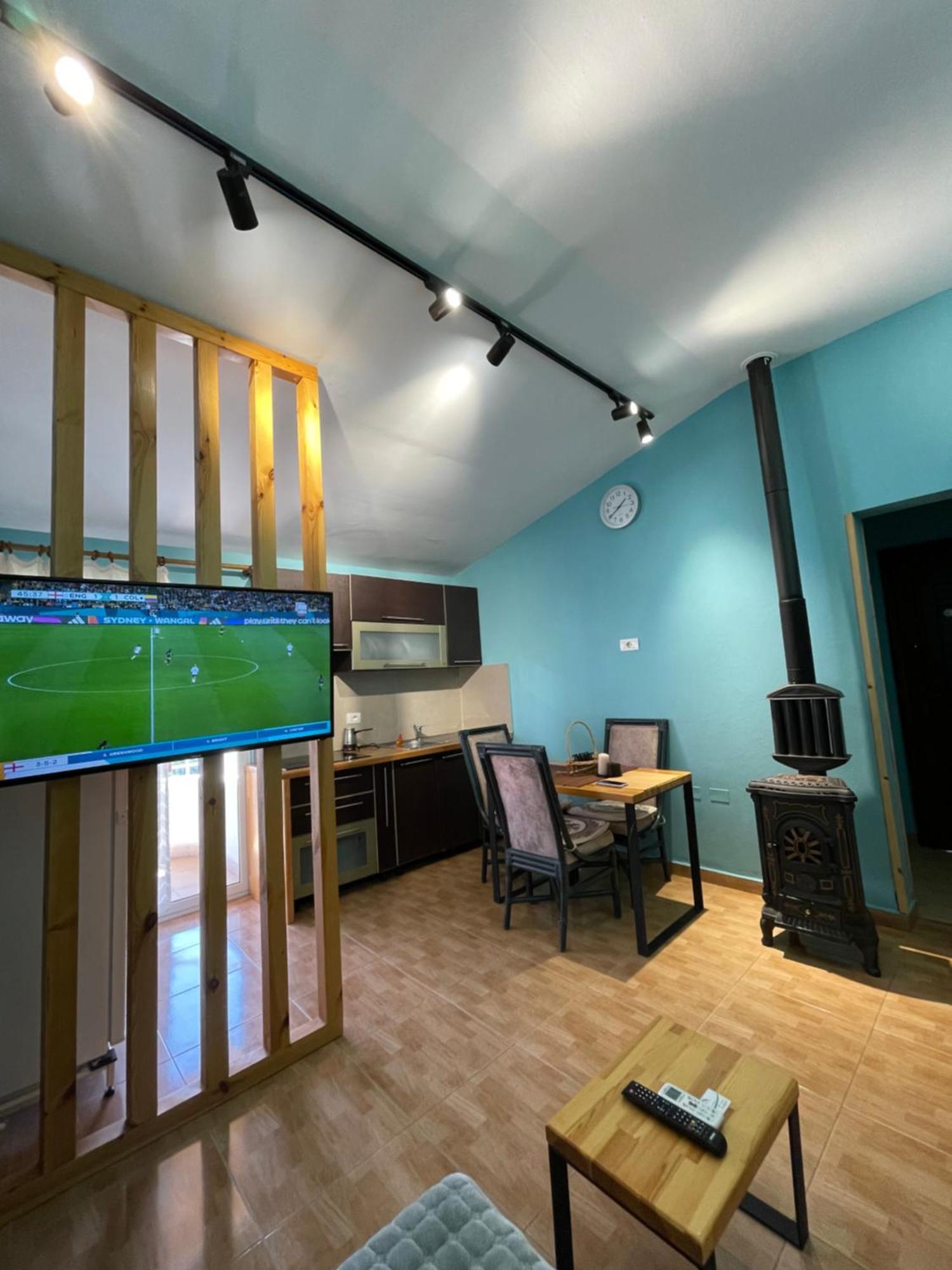House For Rent Jurgen Villa Golem  Exterior photo
