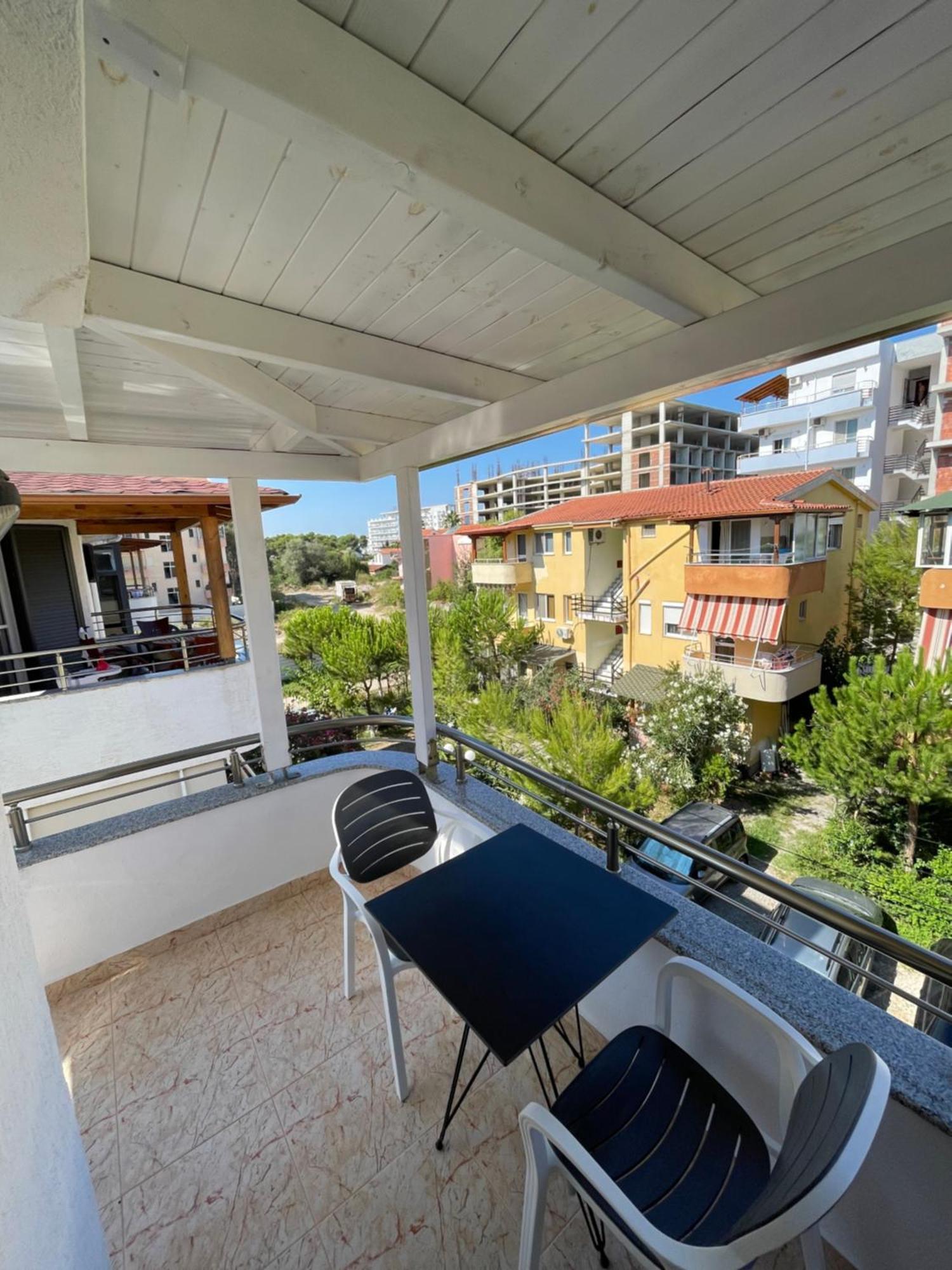 House For Rent Jurgen Villa Golem  Exterior photo